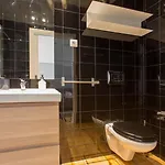 Alfama Charm Apartment *